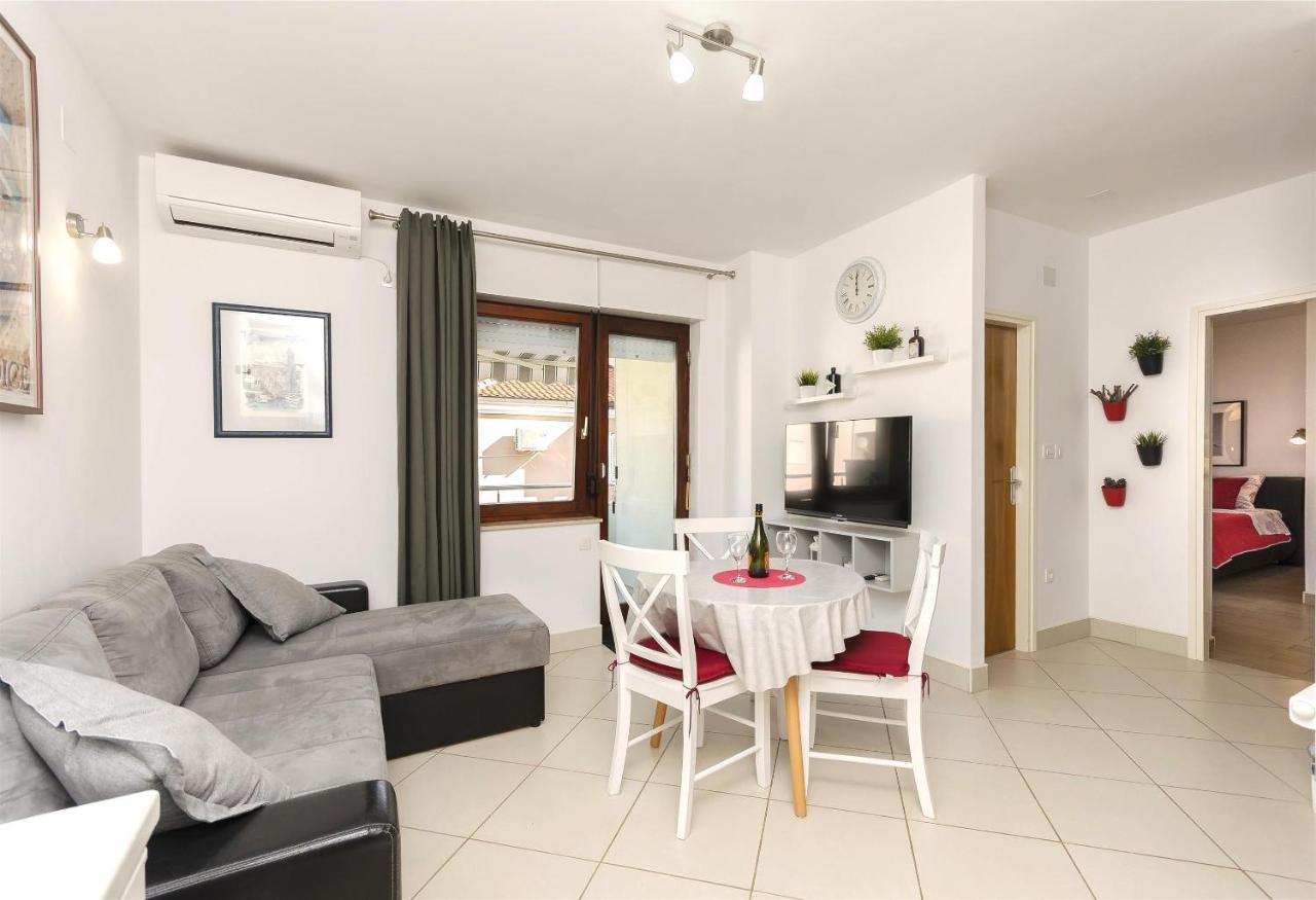 Apartment Mare Srima Luaran gambar