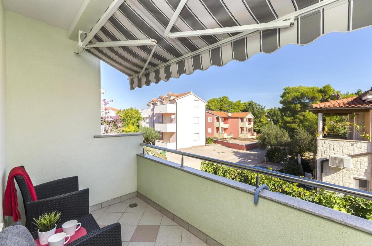 Apartment Mare Srima Luaran gambar