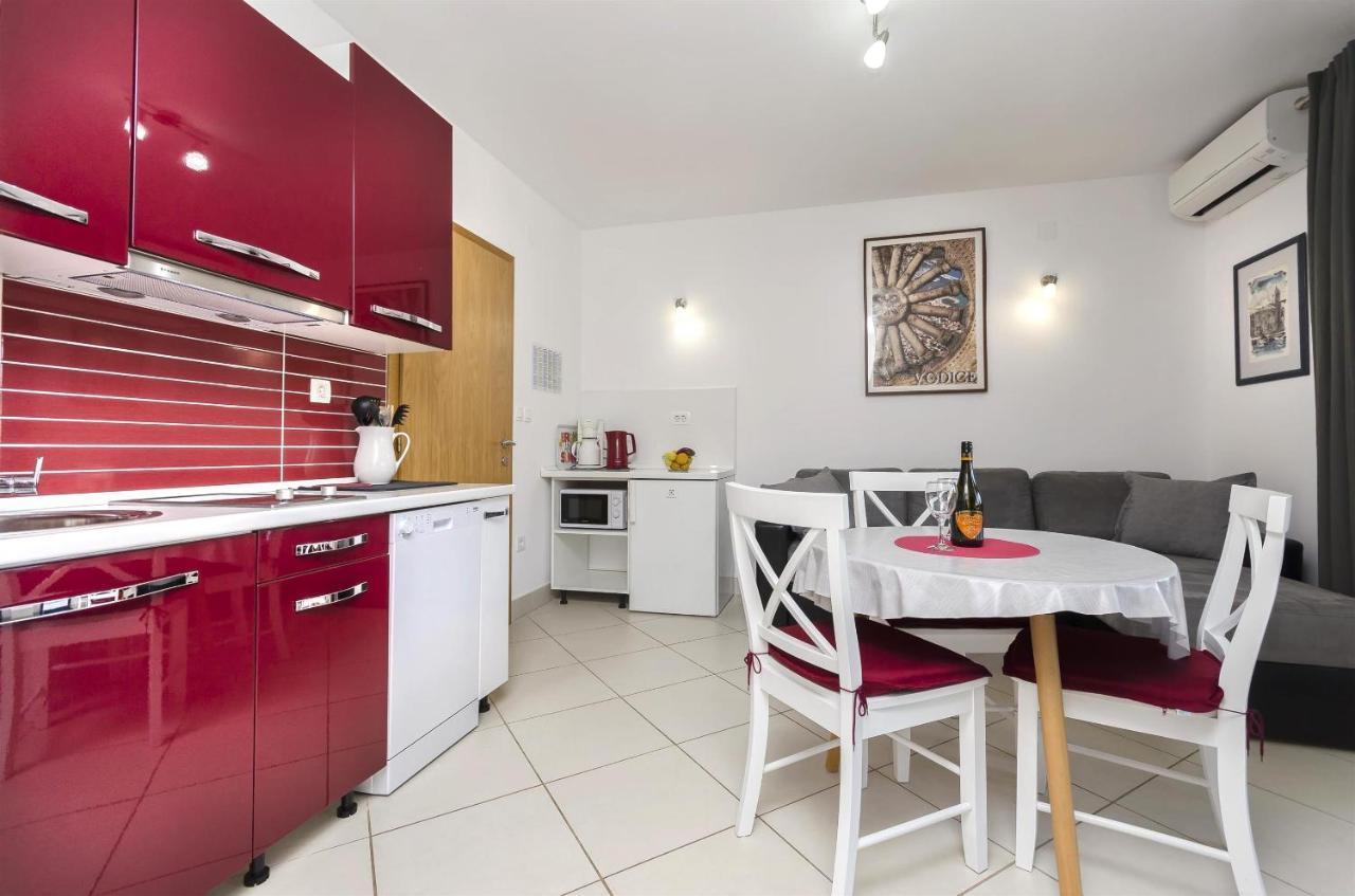 Apartment Mare Srima Luaran gambar